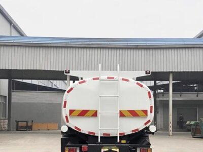 2026 Isuzu NPR 3.0 Litres 4 Cylinders Diesel Engine Manual White Grey Water Tank