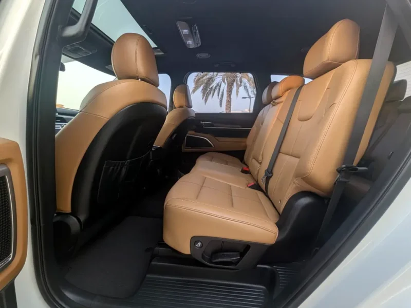 2021 Kia Telluride EX 3.8 Litres V6 Petrol Engine White Beige SUV GCC Specs Excellent Condition