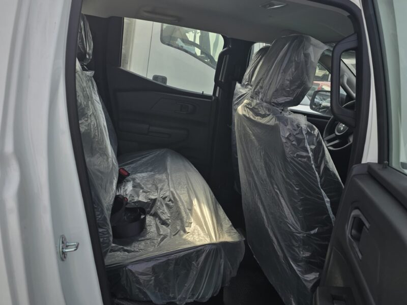2026 Mitsubishi L200 Double Cab 2.4L 4 Cylinders Diesel Engine Manual White Black Pickup Truck
