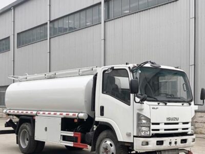 2026 Isuzu NPR 3.0 Litres 4 Cylinders Diesel Engine Manual White Grey Water Tank