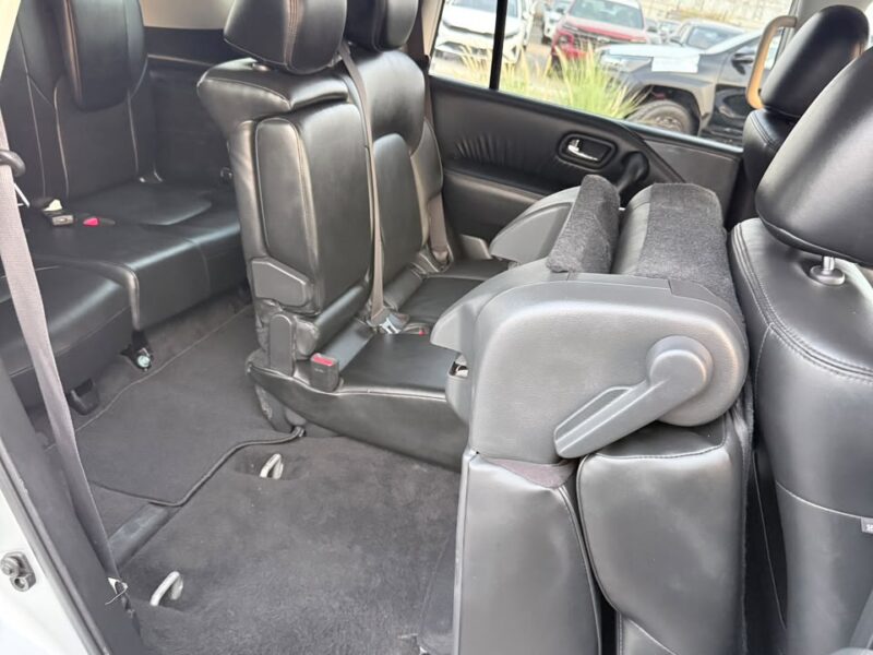 2021 NISSAN ARMADA SL 5.6 Litres V8 VVT Petrol Engine Silver Black SUV American Specs