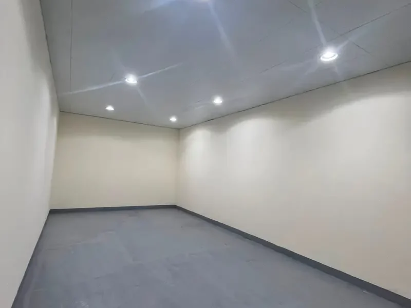 405 sqft VERSATILE SPACIOUS and RELIABLE STORAGE WAREHOUSE AVAILABLE FOR EASY STORAGE SOLUTIONS