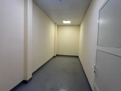 180 sqft STORAGE WAREHOUSE DESIGNED FOR EASE OF ACCESS AND CONVENIENT STORAGE IN AL QUOZ 4