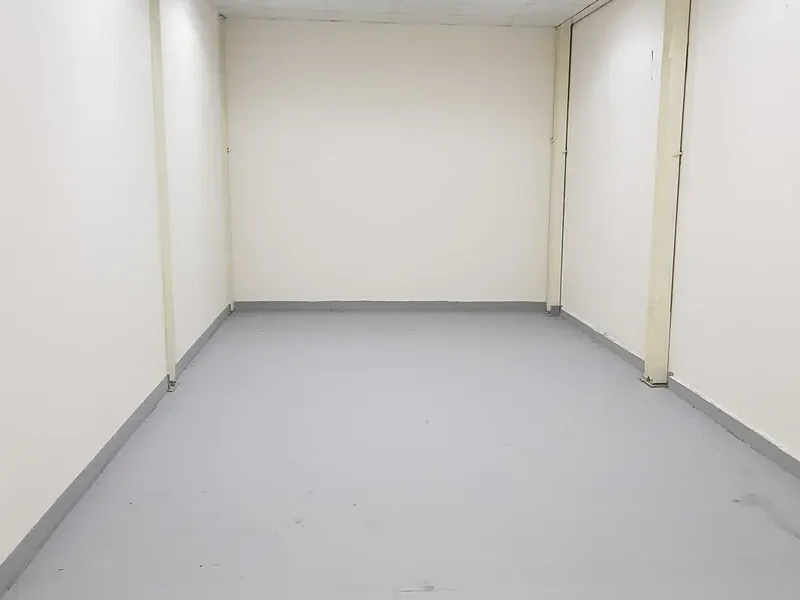 180 sqft STORAGE WAREHOUSE DESIGNED FOR EASE OF ACCESS AND CONVENIENT STORAGE IN AL QUOZ 4