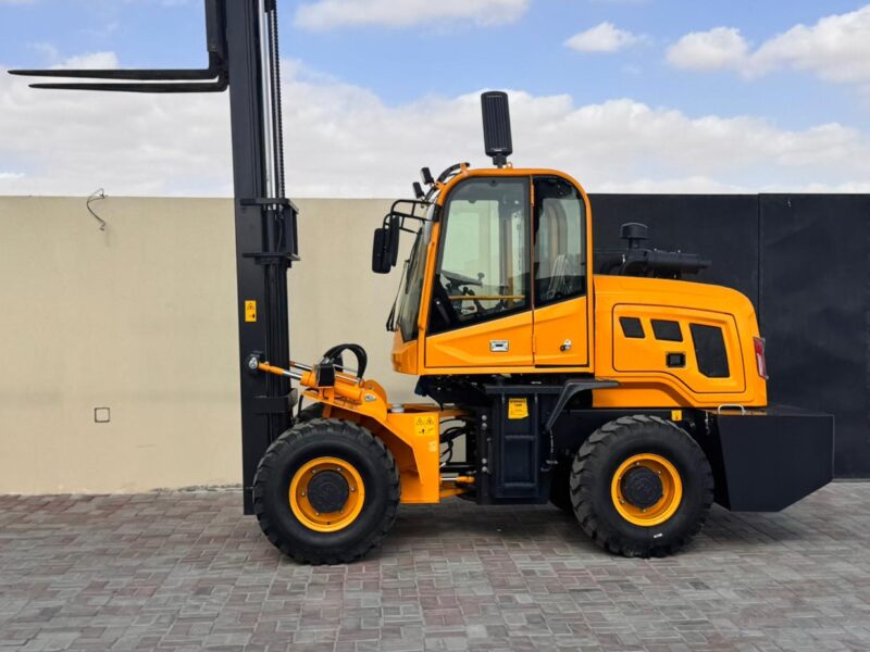 KABTU CK35 – Rough Terrain Forklift 4X4