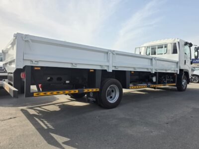 2026 Isuzu NPR WITH BOX 5.2 Litres 4 Cylinders Diesel Engine White Grey Manual GCC