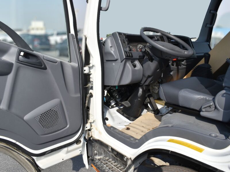 2026 Isuzu NPR CHASSIS 5.2 Litres 4 Cylinders Diesel Engine White Grey Manual GCC