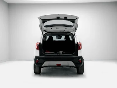 2025 Kia Seltos PREMIUM PV 1.5 Litres 4‑Cylinder Petrol Engine White Black SUV Chinese Specs