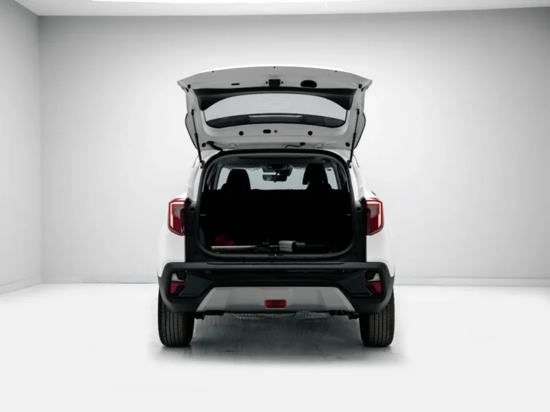 2025 Kia Seltos PREMIUM PV 1.5 Litres 4‑Cylinder Petrol Engine White Black SUV Chinese Specs