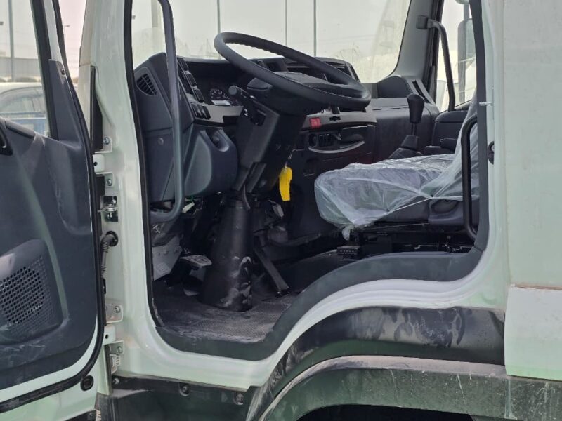 2026 Isuzu FRR 7 TON CHASSIS 5.2 Litres 4 Cylinders Diesel Engine White Grey Manual GCC