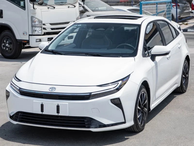 2026 Toyota Corolla 1.8 Litres Naturally Aspirated 4-Cylinder Petrol Hybrid White Black Sedan