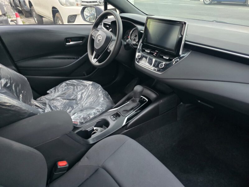 2026 Toyota Corolla 1.8 Litres Dual VVT-i 4 Cylinders Petrol Engine Black Sedan GCC Specs