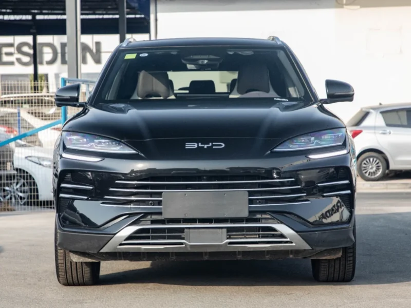 2025 BYD Song Plus DM-i 112KM Smart Drive Premium Edition 1.5L PHEV 4 Cylinder Black Beige Sedan