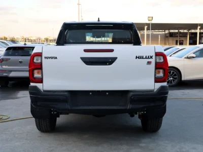 2025 Toyota Hilux GR Sport 2.8 Litres 4 Cylinders Diesel Engine White Black Pickup Truck