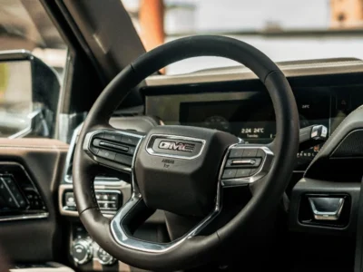 2026 GMC Yukon Elevation 5.3 Litres V8 Petrol Engine Black Grey SUV GCC Specs Automatic