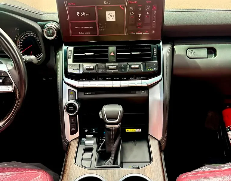 2022 Toyota Land Cruiser VXR 3.5 Litres Twin-Turbo V6 Petrol Engine Grey Maroon SUV GCC Specs
