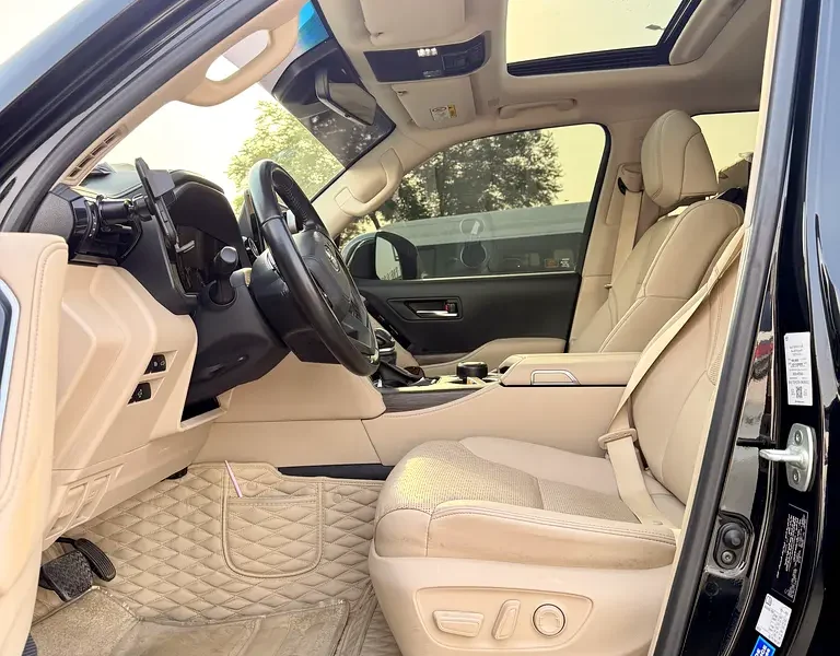 2024 Toyota Land Cruiser VXR 4.0 Litres V6 Petrol Engine Black Beige SUV GCC Specs Automatic