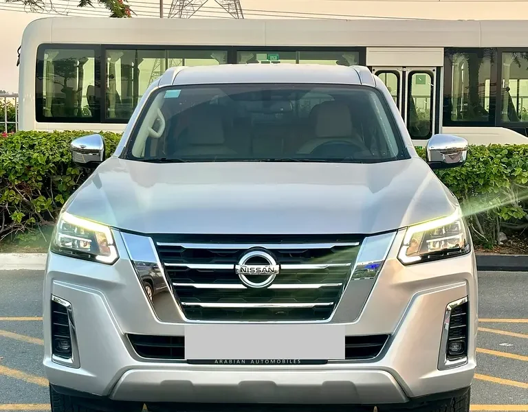 2023 Nissan Xterra Titanium 2.5 Litres 6 Cylinders Petrol Engine Silver Beige SUV GCC Specs