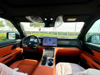 2026 Rox 01 Captain ETE 4 Cylinders Plug-in Hybrid Engine Black Orange Ultimate Luxury SUV Automatic