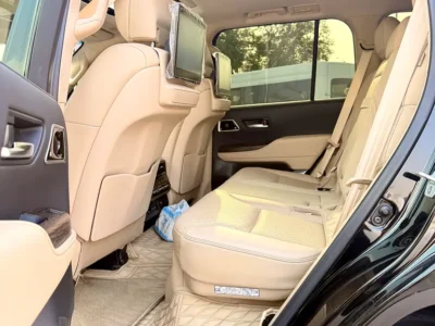 2024 Toyota Land Cruiser VXR 4.0 Litres V6 Petrol Engine Black Beige SUV GCC Specs Automatic
