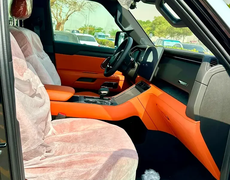 2026 Rox 01 Captain ETE 4 Cylinders Plug-in Hybrid Engine Black Orange Ultimate Luxury SUV Automatic