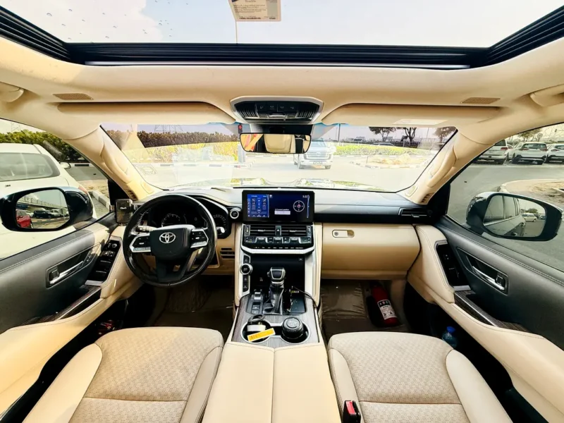 2024 Toyota Land Cruiser VXR 4.0 Litres V6 Petrol Engine Black Beige SUV GCC Specs Automatic