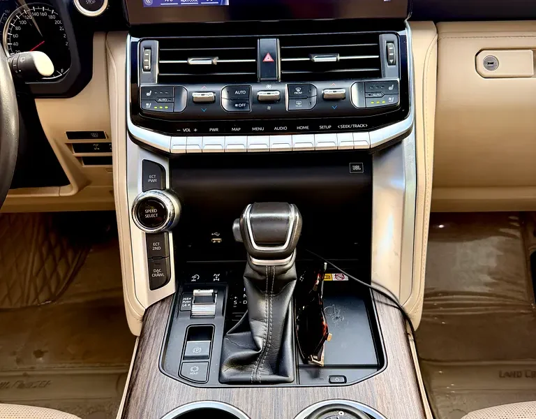 2024 Toyota Land Cruiser VXR 4.0 Litres V6 Petrol Engine Black Beige SUV GCC Specs Automatic