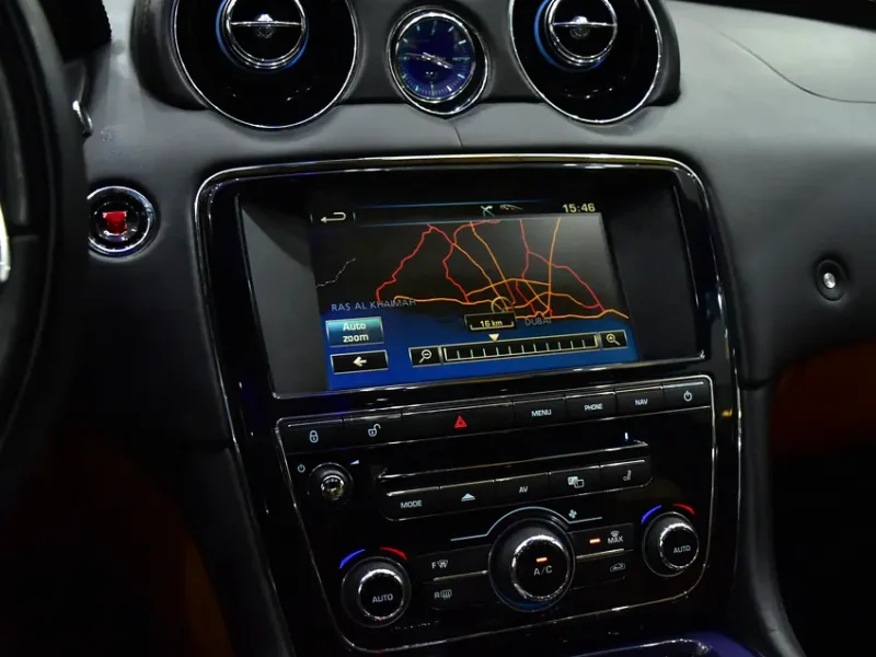 2013 Jaguar XJ Premium Luxury (Lwb) 5.0 Litres 8 Cylinders Petrol Engine Black Tan Sedan GCC