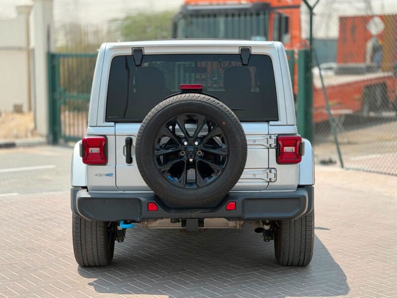 2023 Jeep Wrangler Sahara 2.0 Liters 4 Cylinders Hybrid Engine Silver Black SUV US Specs