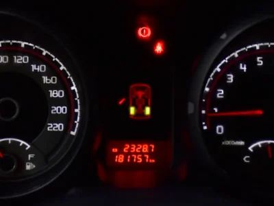 2016 Mitsubishi Pajero GLS 6 Cylinders Petrol Engine Black Beige SUV GCC Specs Automatic
