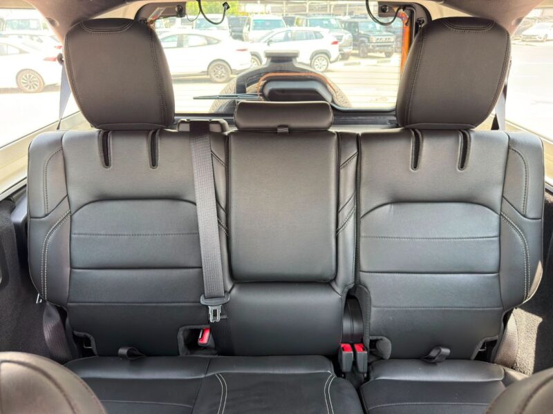 2023 Jeep Wrangler Sahara 2.0 Liters 4 Cylinders Hybrid Engine Silver Black SUV US Specs