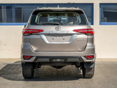 2026 Toyota Fortuner SR5 4.0 Litres 6 Cylinders Petrol Engine Grey Tan SUV GCC Specs