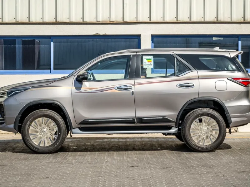 2026 Toyota Fortuner SR5 4.0 Litres 6 Cylinders Petrol Engine Grey Tan SUV GCC Specs