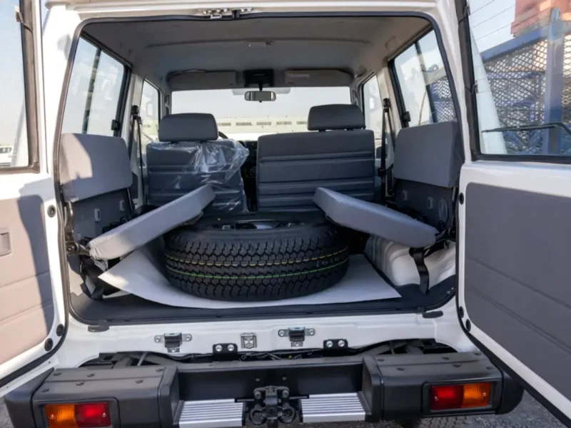 2025 Toyota Land Cruiser 70 Series LC 71 LX SWB 4.0L 6 Cylinders Petrol Engine White Tan SUV