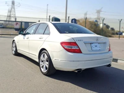 2008 Mercedes-Benz C-Class C250 4 Cylinders Petrol Engine White Black Sedan Pristine Condition