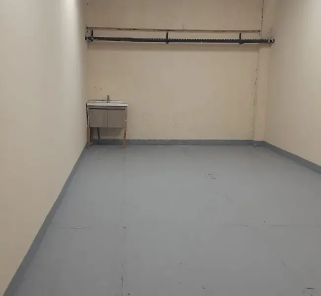 Al Quoz Industrial Area 4 205 SQFT AVAILABLE IN AL QUOZ 4