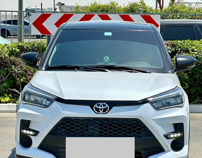2024 Toyota Raize G 1.0 Litres Turbo 3 Cylinders Petrol Engine White Black SUV GCC Specs