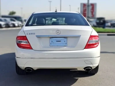 2008 Mercedes-Benz C-Class C250 4 Cylinders Petrol Engine White Black Sedan Pristine Condition