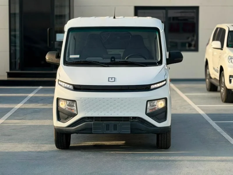 2024 Geely Farizon V6E Electric Commercial Van White Black Van Chinese Specs Automatic