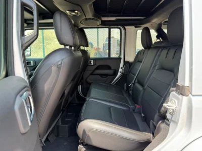 2023 Jeep Wrangler Sahara 2.0 Liters 4 Cylinders Hybrid Engine Silver Black SUV US Specs