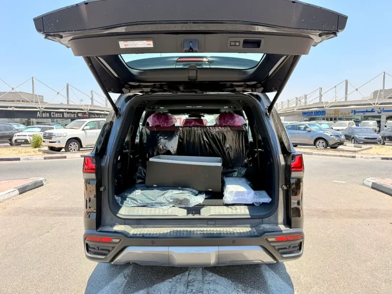 2026 Lexus LX-Series LX 600 3.5L Twin-Turbo V6 Petrol Engine Black Red SUV GCC Specs