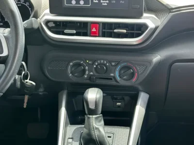2024 Toyota Raize G 1.0 Litres Turbo 3 Cylinders Petrol Engine White Black SUV GCC Specs