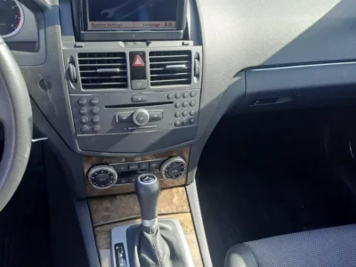 2008 Mercedes-Benz C-Class C250 4 Cylinders Petrol Engine White Black Sedan Pristine Condition