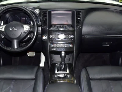 2016 Infiniti QX70 S 6 Cylinders Petrol Engine White Black SUV GCC Specs Automatic