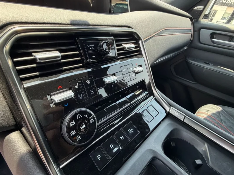 2026 Nissan Patrol PRO 4X 3.5-liter twin-turbo V6 Petrol Engine White Black SUV GCC Specs
