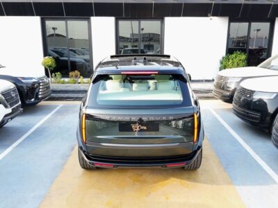 2026 Range Rover Autobiography P530 4.4 Litres 8 Cylinders Hybrid Engine Green White SUV GCC