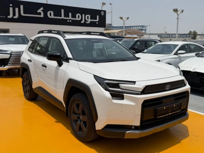 2026 Toyota RAV 4 XLE HEV Hybrid Adventure 2.5 Litres 4 Cylinders Engine White Grey SUV GCC