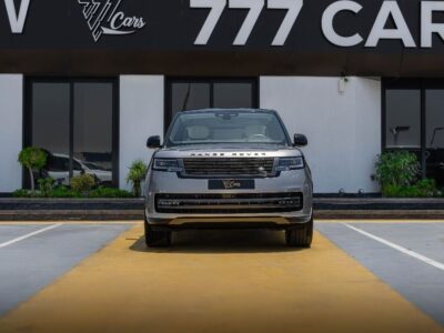 2026 Range Rover Autobiography P530 4.4 Litres 8 Cylinders Petrol Engine Silver White SUV