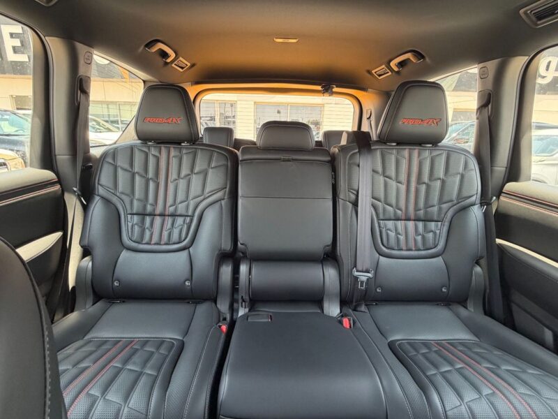 2026 Nissan Patrol PRO 4X 3.5-liter twin-turbo V6 Petrol Engine White Black SUV GCC Specs