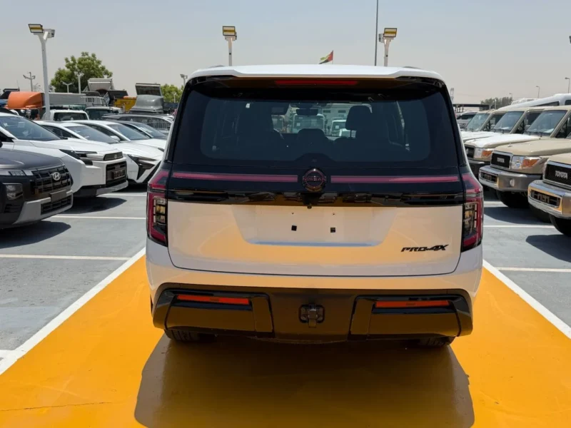 2026 Nissan Patrol PRO 4X 3.5-liter twin-turbo V6 Petrol Engine White Black SUV GCC Specs